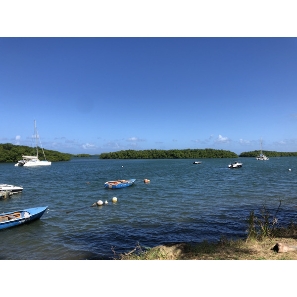 รูปถ่าย กวาเดอลูป(Guadeloupe) แซ็นต์โรส(Sainte Rose) 2021-02 1