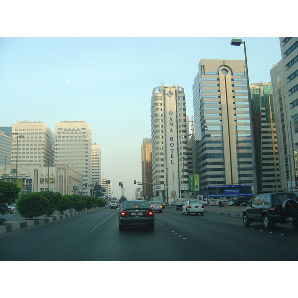 รูปถ่าย สหรัฐอาหรับเอมิเรตส์(United Arab Emirates) อาบูดาบี(Abu Dhabi) 2005-09 39
