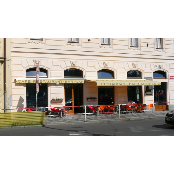 รูปถ่าย สาธารณรัฐเช็ก(Czech Republic) ปราก(Prague) ริมฝั่งสเมตานา(Smetanovo nabr) 2007-07 41