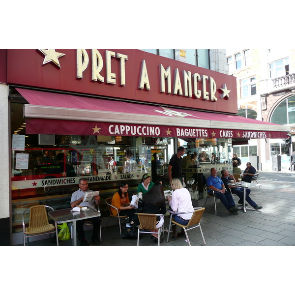 รูปถ่าย อังกฤษ(United Kingdom) ลอนดอน(London) ถนนท็อตแนมคอร์ต(Tottenham Court Road) 2007-09 72