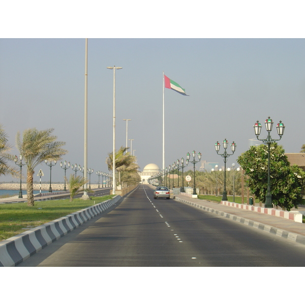 รูปถ่าย สหรัฐอาหรับเอมิเรตส์(United Arab Emirates) อาบูดาบี(Abu Dhabi) 2005-09 53