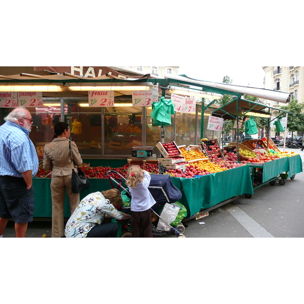 รูปถ่าย ฝรั่งเศส(France) ปารีส(Paris) คุ้มที่ 17 (17th Arrondissement) ถนนเลวี(Rue Levis) 2007-05 17