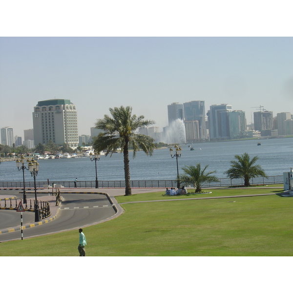 รูปถ่าย สหรัฐอาหรับเอมิเรตส์(United Arab Emirates) ชาร์จา(Sharjah) 2005-03 9