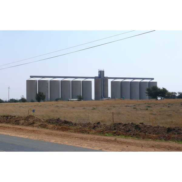 รูปถ่าย แอฟริกาใต้(South Africa) ถนนจากเนลสปรุตไปโจฮันเนสเบิร์ก(Nelspruit to Johannesburg road) 2008-09 30