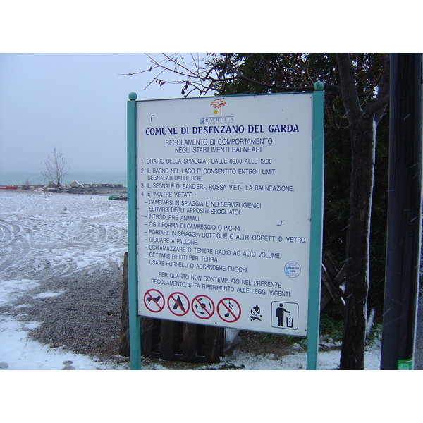 รูปถ่าย อิตาลี(Italy) เดเซนซาโนเดลการ์ดา(Desenzano del Garda) 2005-03 13