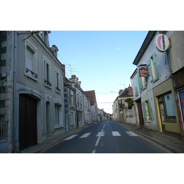 รูปถ่าย ฝรั่งเศส(France) อ็องบวซ(Amboise) ถนนจากอ็องบวซไปบลัว(Amboise to blois road) 2008-04 26