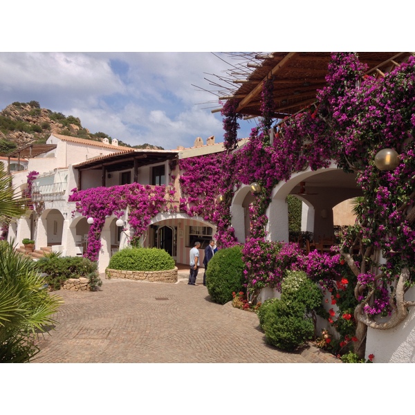 รูปถ่าย อิตาลี(Italy) ซาร์ดิเนีย(Sardinia) ปอลตูกวาตู(Poltu Quatu) 2015-06 22
