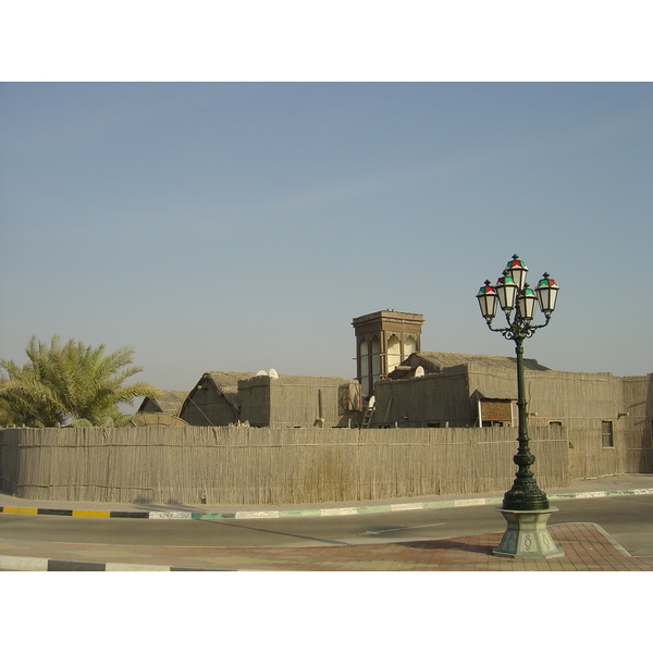 รูปถ่าย สหรัฐอาหรับเอมิเรตส์(United Arab Emirates) อาบูดาบี(Abu Dhabi) 2005-09 67