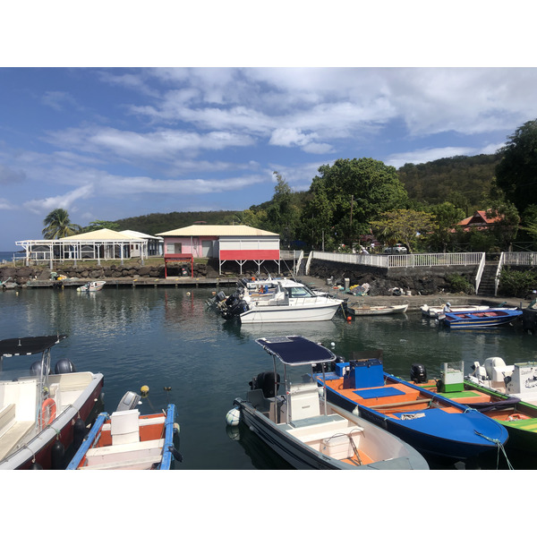 รูปถ่าย กวาเดอลูป(Guadeloupe) แหลมแบล็กพอยต์(Black Point) 2021-02 10