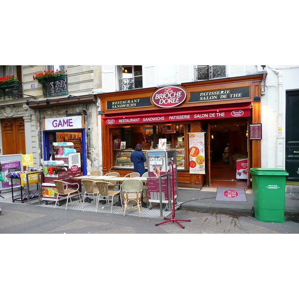 รูปถ่าย ฝรั่งเศส(France) ปารีส(Paris) คุ้มที่ 17 (17th Arrondissement) ถนนเลวี(Rue Levis) 2007-05 7
