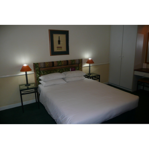 รูปถ่าย แอฟริกาใต้(South Africa) เนลสปรุต(Nelspruit) โรงแรมเมอร์เคียว(Mercure Hotel) 2008-09 28