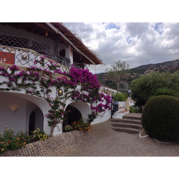 รูปถ่าย อิตาลี(Italy) ซาร์ดิเนีย(Sardinia) ปอลตูกวาตู(Poltu Quatu) 2015-06 8
