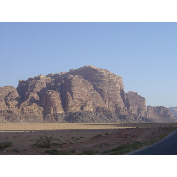 รูปถ่าย จอร์แดน(Jordan) ทะเลทรายวาดีรัม(Wadi Rum Desert) 2004-10 50