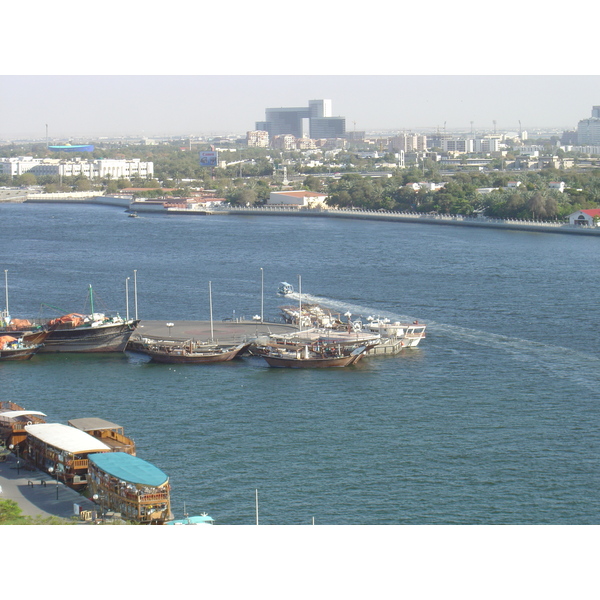 รูปถ่าย สหรัฐอาหรับเอมิเรตส์(United Arab Emirates) ดูไบ(Dubai) 2005-03 70