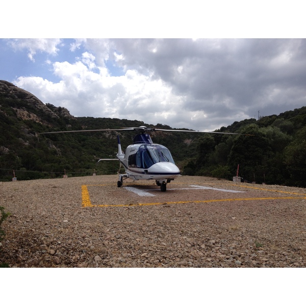 รูปถ่าย อิตาลี(Italy) ซาร์ดิเนีย(Sardinia) ปอลตูกวาตู(Poltu Quatu) 2015-06 20