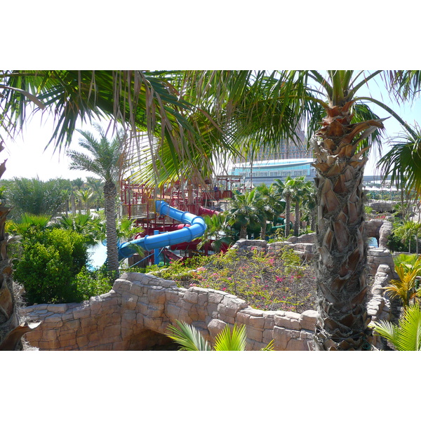 รูปถ่าย สหรัฐอาหรับเอมิเรตส์(United Arab Emirates) ดูไบ(Dubai) สวนน้ำอควาเวนเจอร์ ดูไบ(Dubai Aquaventure) 2009-01 64