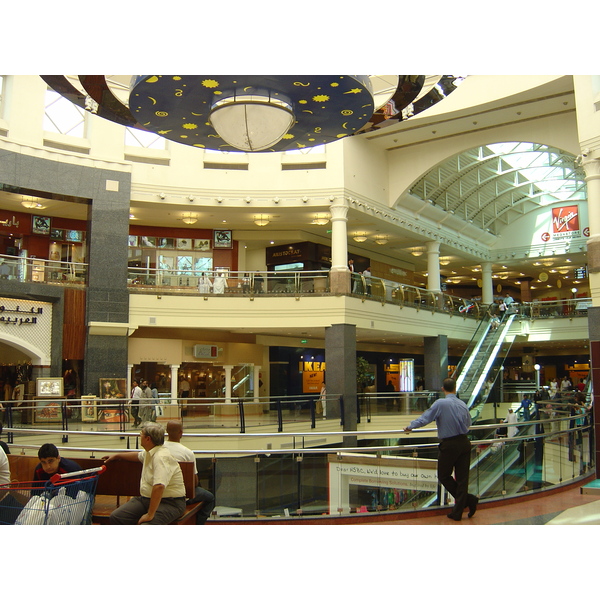 รูปถ่าย สหรัฐอาหรับเอมิเรตส์(United Arab Emirates) ดูไบ(Dubai) ห้างเดราซิตี้เซ็นเตอร์(Deira City Center Mall) 2005-09 6