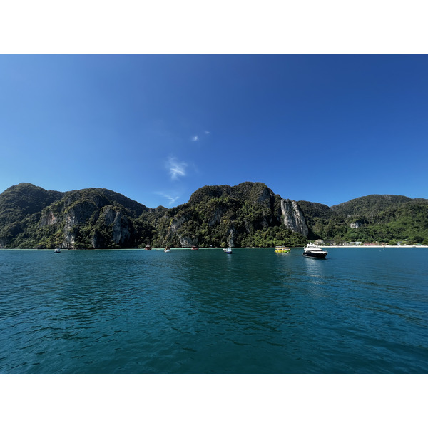 รูปถ่าย ไทย(Thailand) เรือเฟอร์รีจากภูเก็ตไปเกาะพีพี(Phuket to Ko Phi Phi Ferry) 2021-12 113