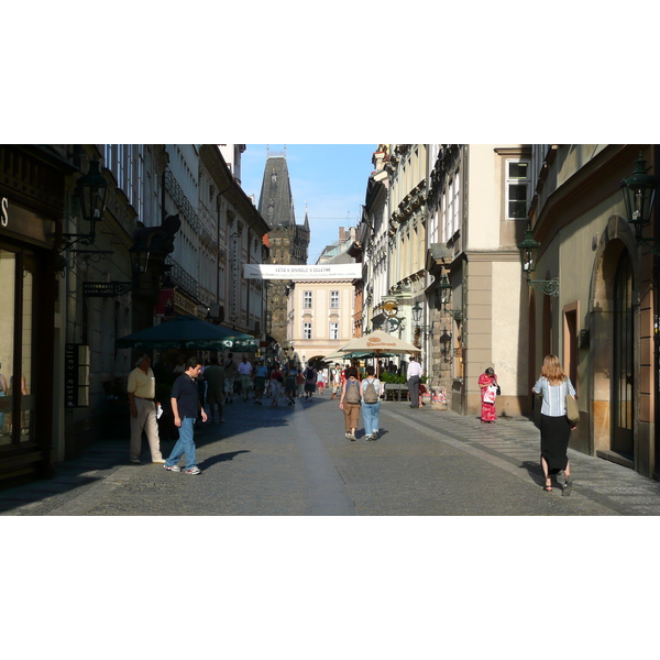 รูปถ่าย สาธารณรัฐเช็ก(Czech Republic) ปราก(Prague) เซเลทน่า(Celetna) 2007-07 24