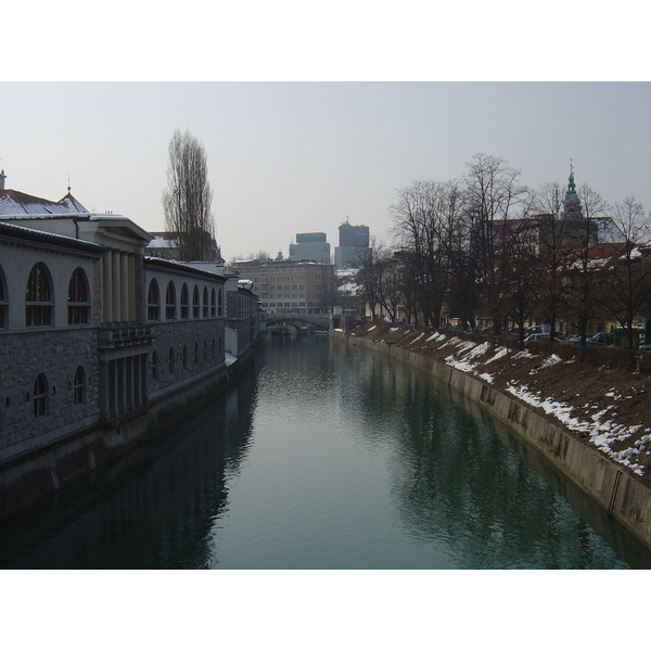 รูปถ่าย สโลวีเนีย(Slovenia) ลีอูบลีอานา(Ljubljana) 2005-03 39