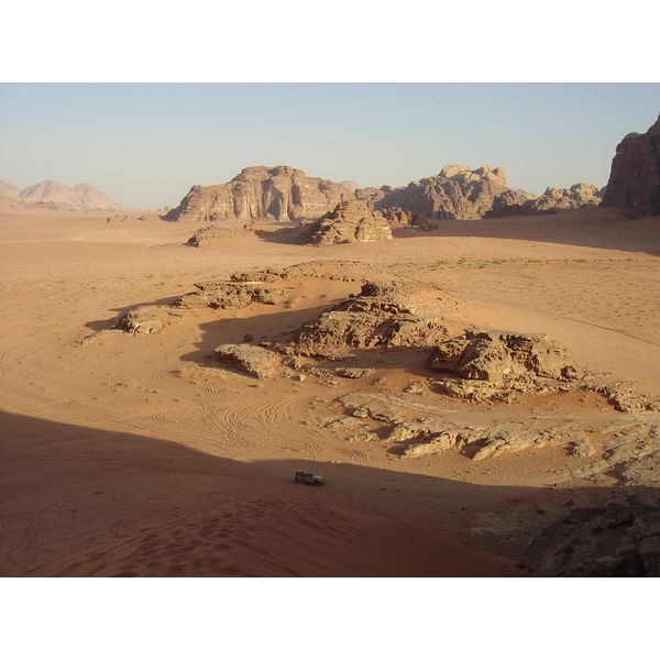 รูปถ่าย จอร์แดน(Jordan) ทะเลทรายวาดีรัม(Wadi Rum Desert) 2004-10 16