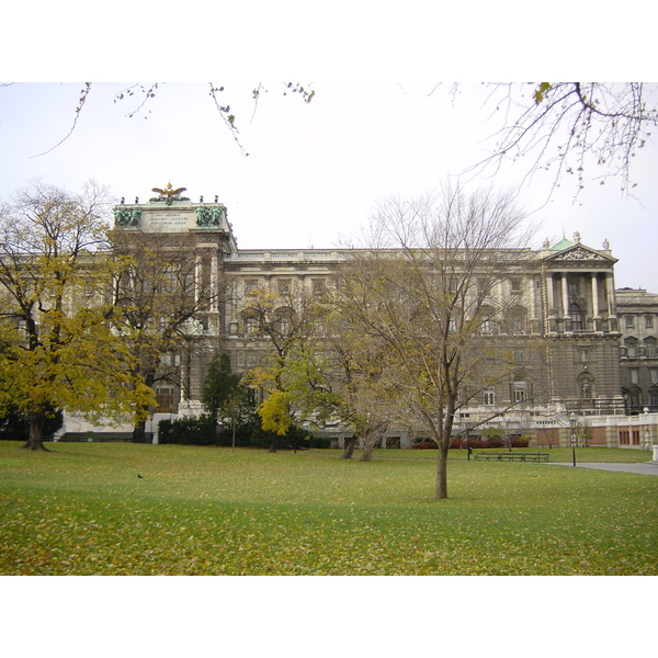 รูปถ่าย ออสเตรีย(Austria) เวียนนา(Vienna) 2001-11 78