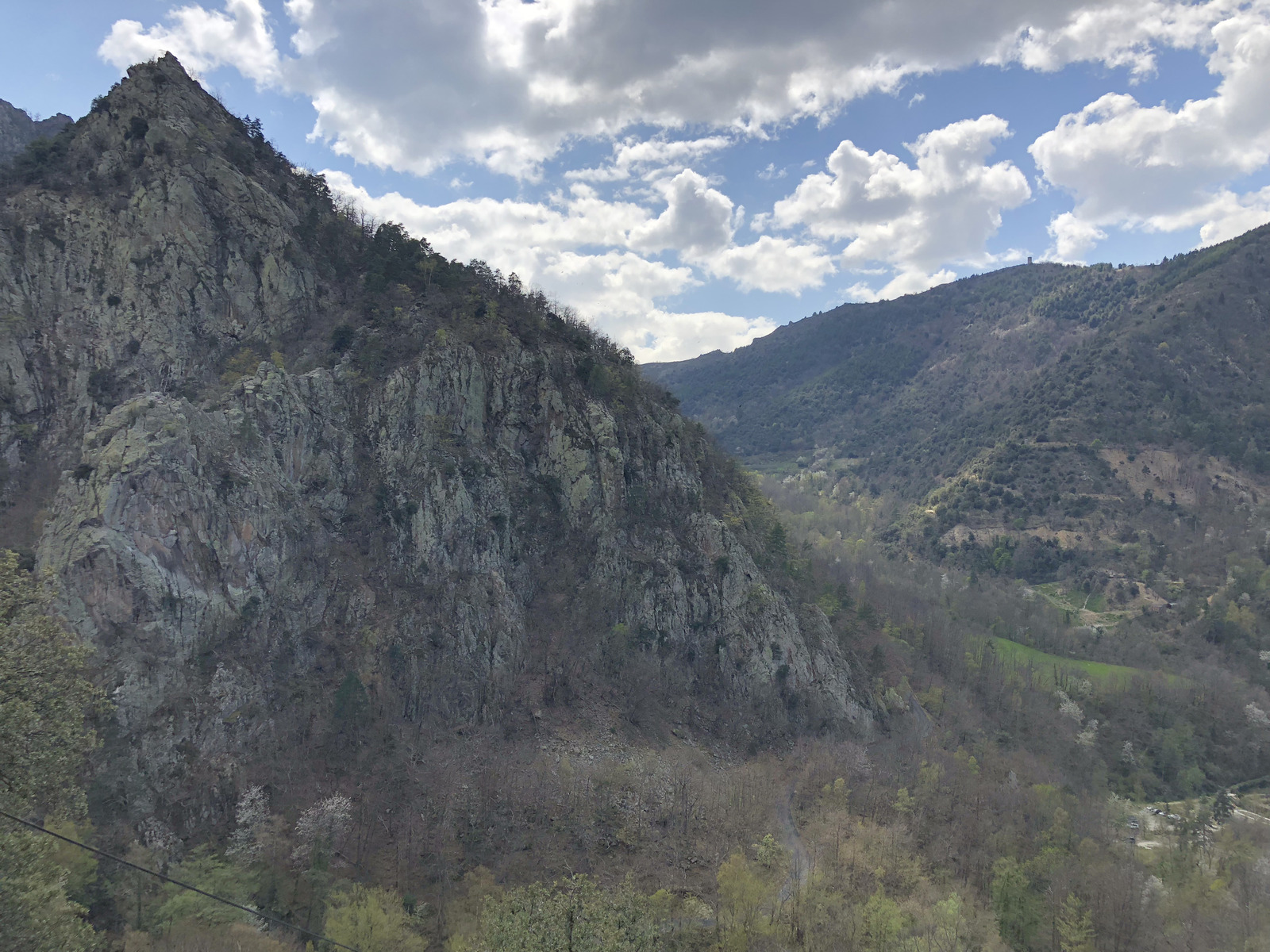 รูปถ่าย ฝรั่งเศส(France) แอบบีแซ็งมาร์แต็งดูกานีกู(Abbaye Saint Martin du Canigou) 2018-04 48