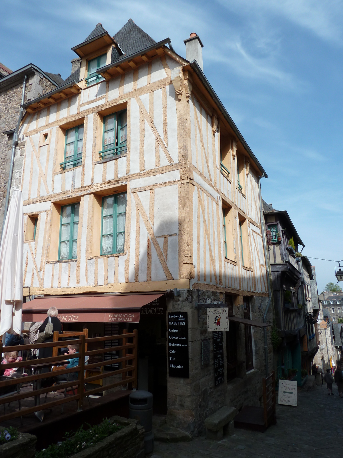 รูปถ่าย ฝรั่งเศส(France) ดีน็อง(Dinan) 2010-04 183