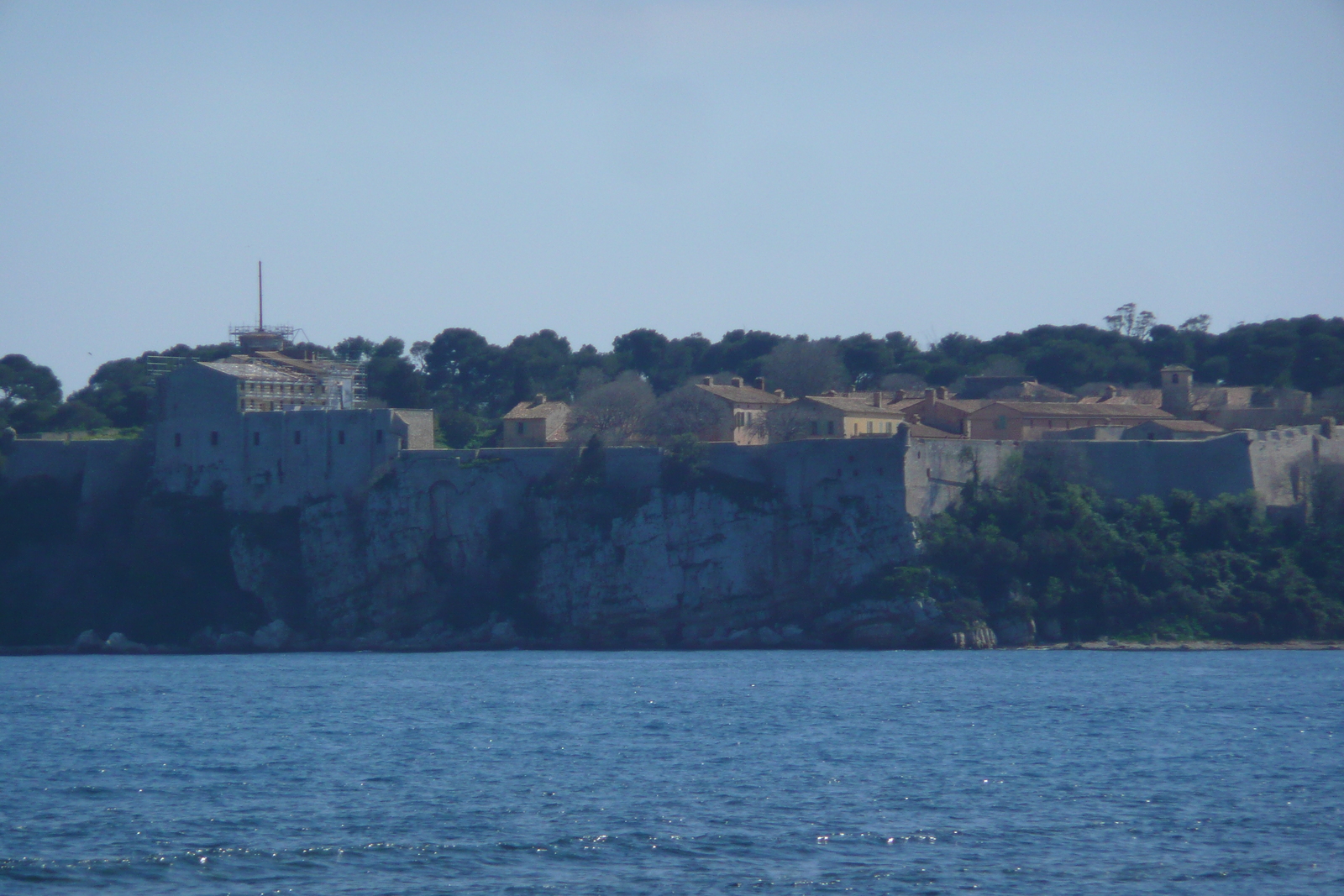 รูปถ่าย ฝรั่งเศส(France) คานส์(Cannes) หาดกาซาแญร์(Plage Gazagnaire) 2008-03 72