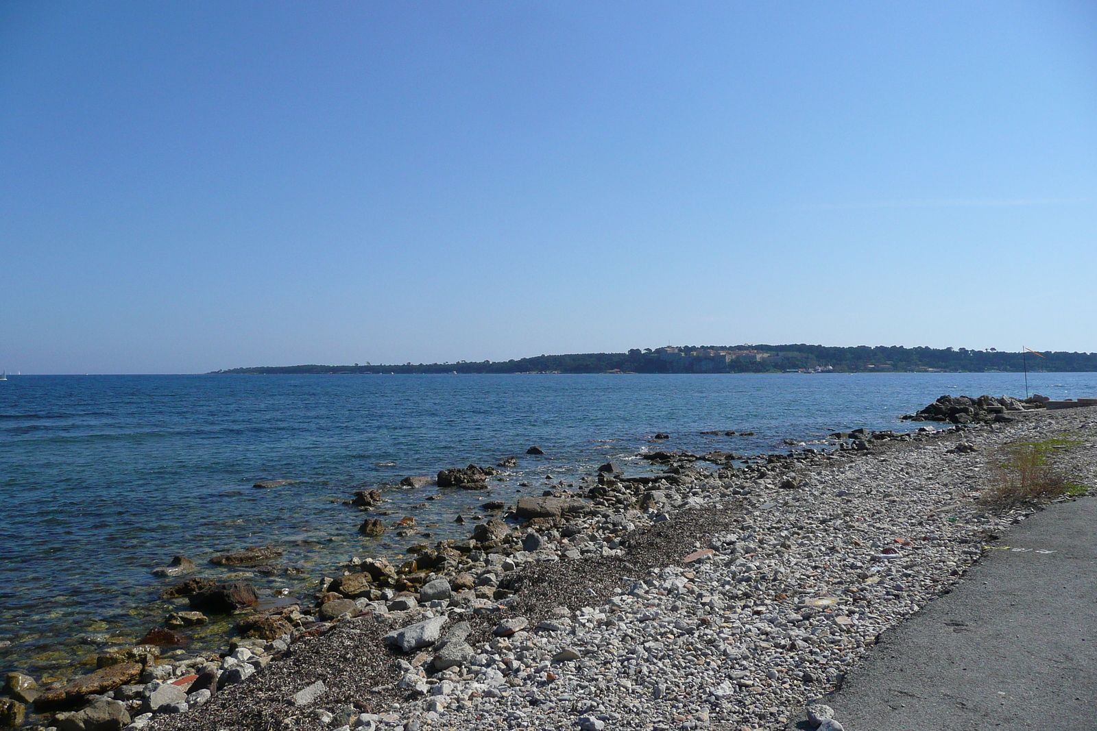 รูปถ่าย ฝรั่งเศส(France) คานส์(Cannes) หาดกาซาแญร์(Plage Gazagnaire) 2008-03 38