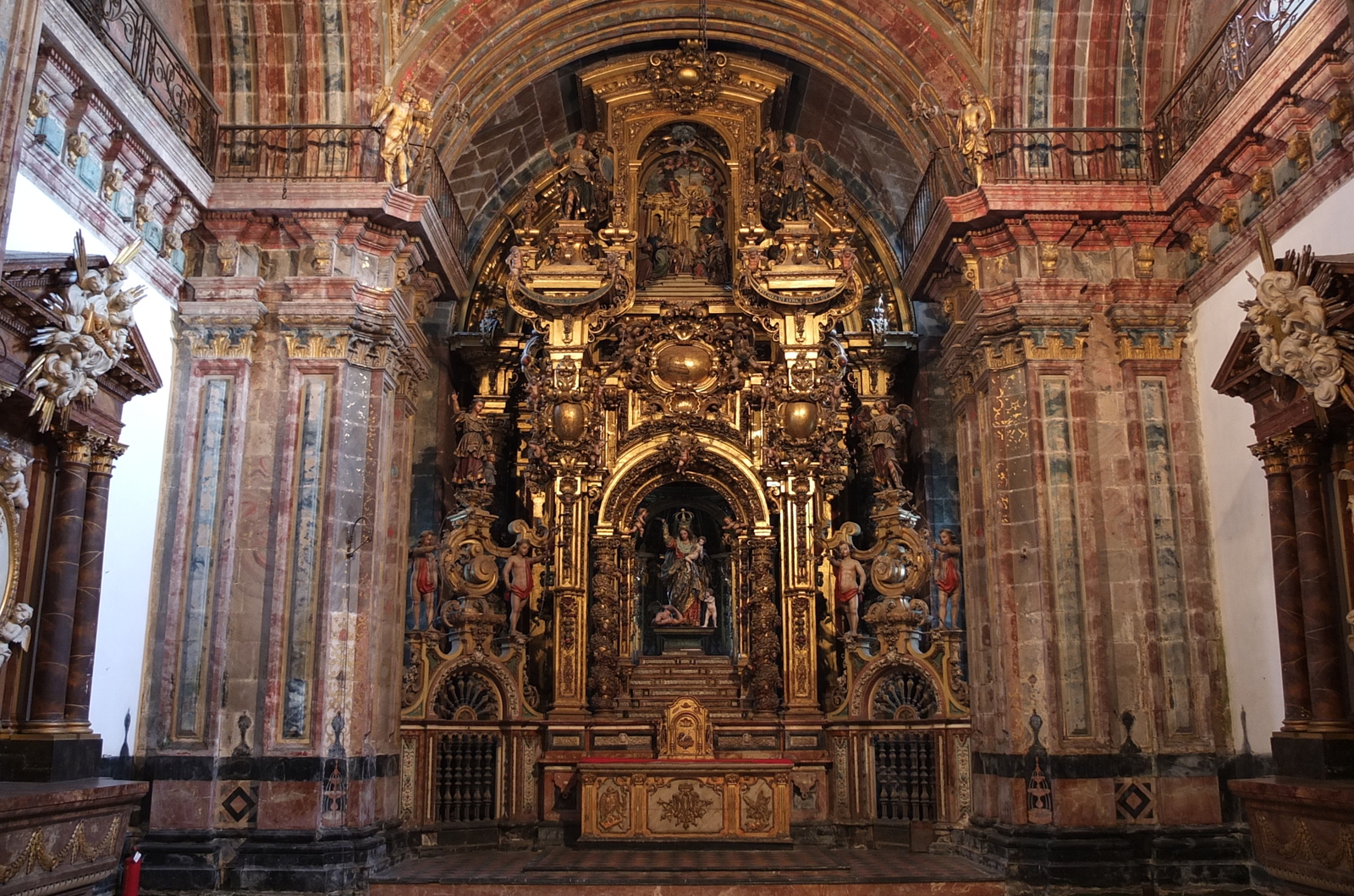 รูปถ่าย สเปน(Spain) ซานเตียโกเดกอมโปสเตลา(Santiago de Compostela) 2013-01 8