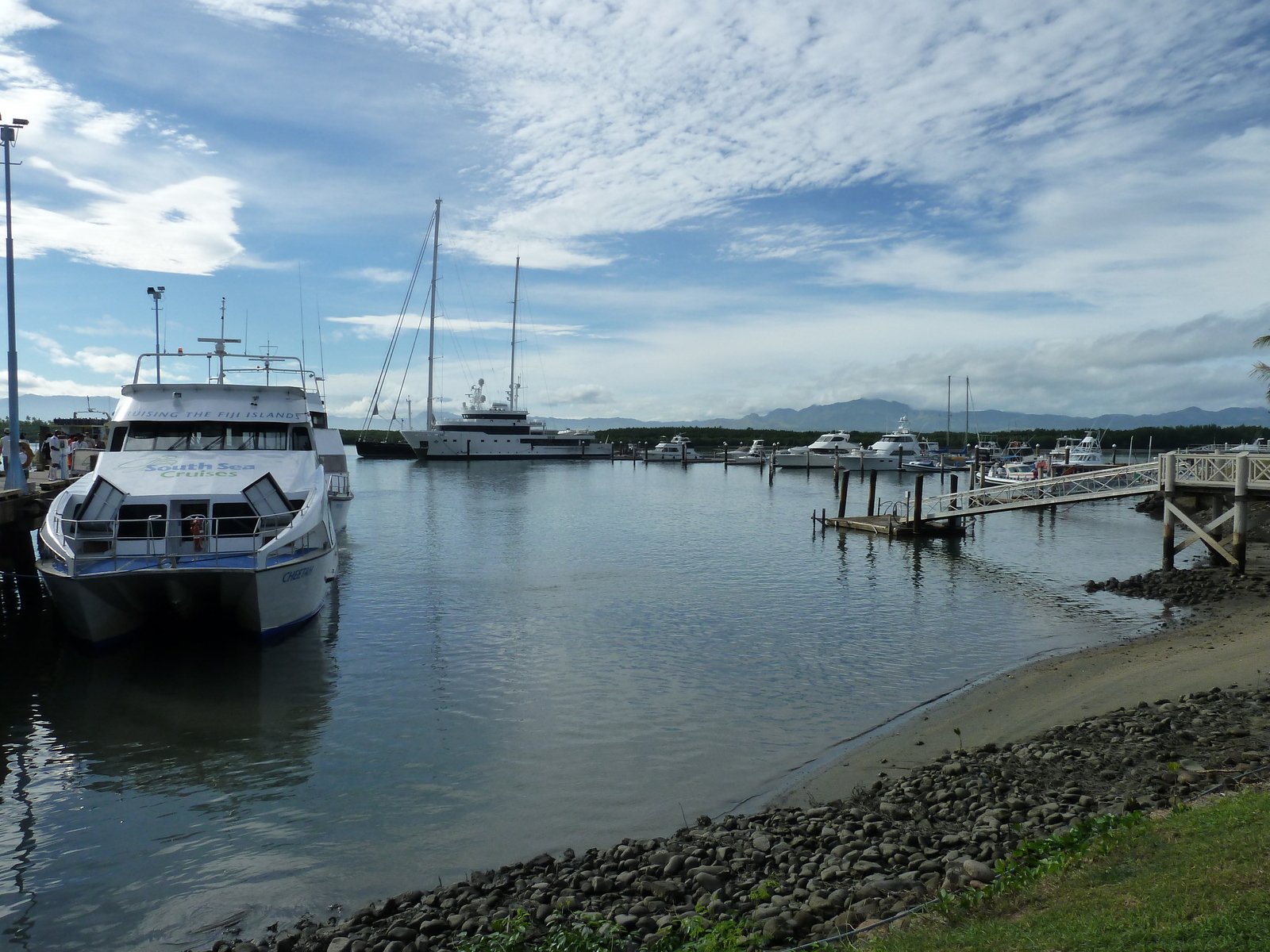 รูปถ่าย ฟิจิ(Fiji) ท่าเรือเดนาเรา(Port Denarau) 2010-05 68
