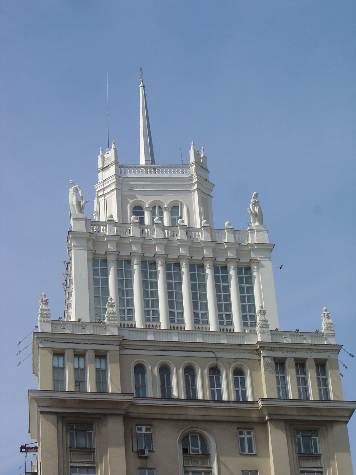 รูปถ่าย รัสเซีย(Russia) มอสโก(Moscow) ถนนตแวร์สกายา(Tverskaya Street) 2005-04 119