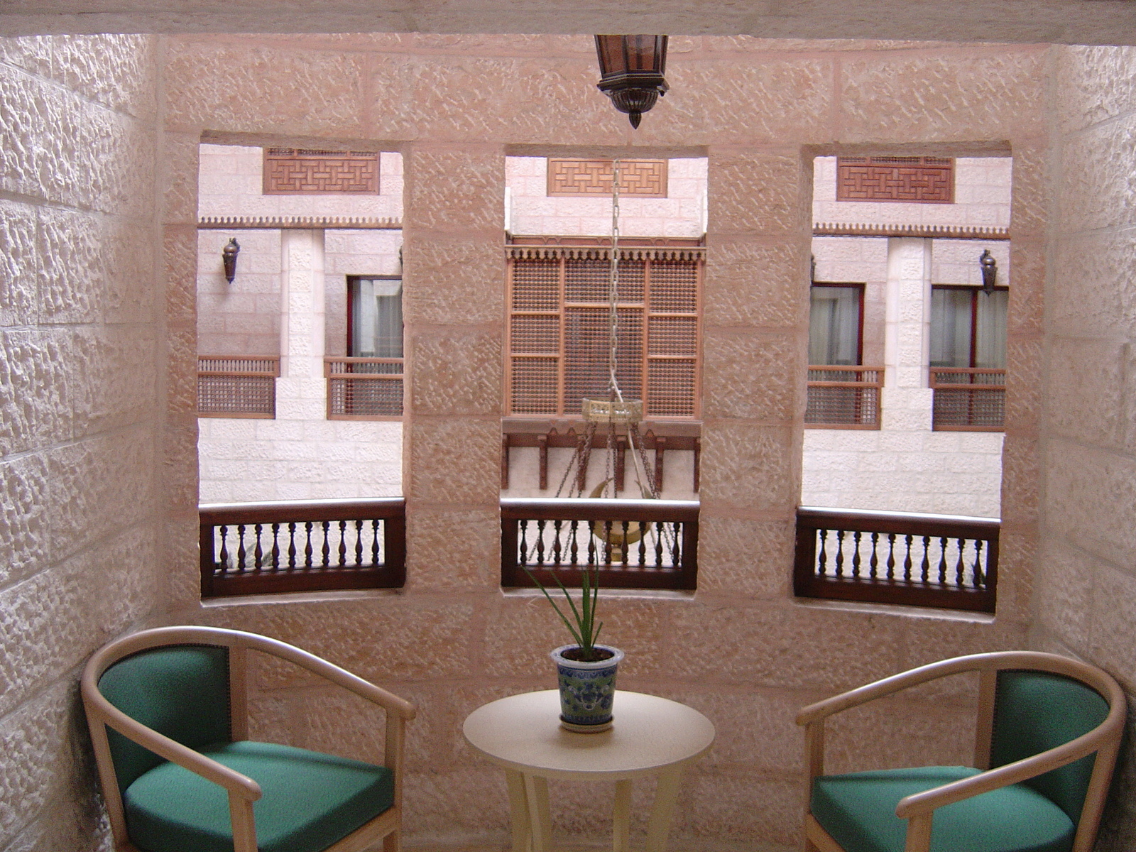 รูปถ่าย จอร์แดน(Jordan) เปตร้า(Petra) โรงแรมเมอเวนพิค(Movenpick Hotel) 2004-10 25