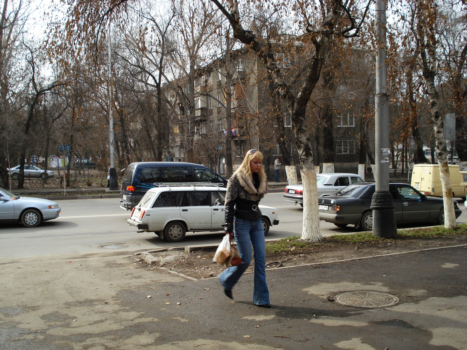 รูปถ่าย คาซัคสถาน(Kazakhstan) อัลมาตี(Almaty) 2007-03 345