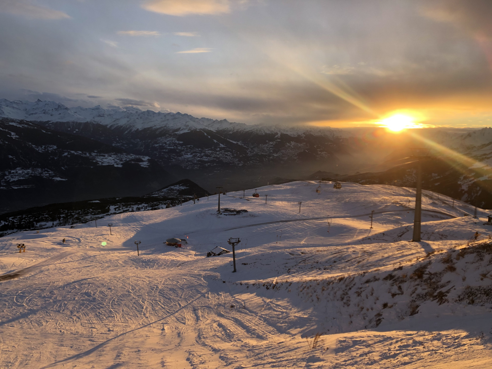 รูปถ่าย สวิสเซอร์แลนด์(Switzerland) ครองส์-มงตานา(Crans Montana) 2020-12 272