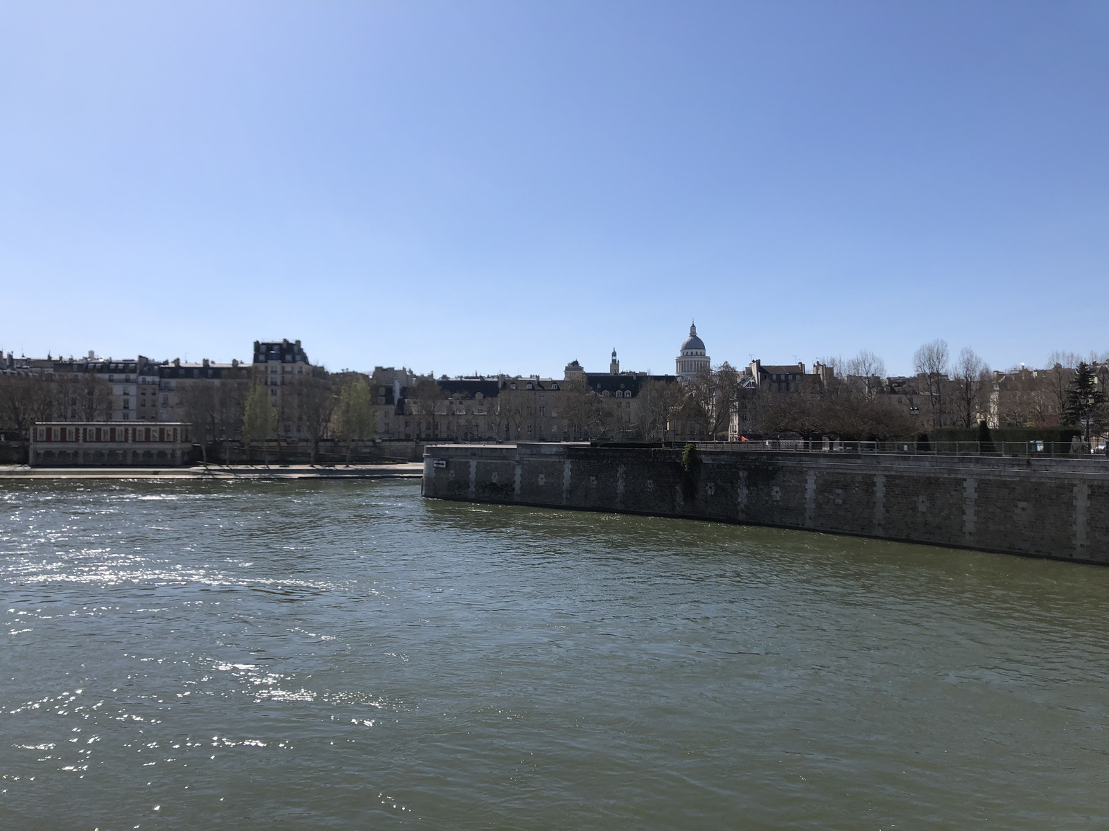 รูปถ่าย ฝรั่งเศส(France) ปารีสช่วงล็อกดาวน์(Paris lockdown) 2020-03 103