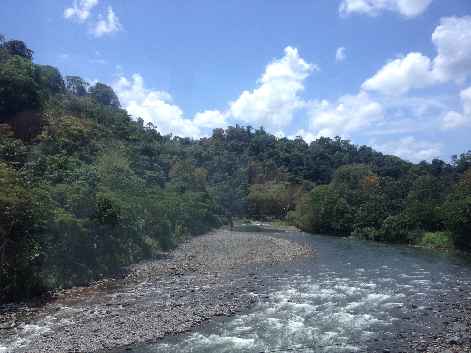 รูปถ่าย คอสตาริกา(Costa Rica) จากลีมอนไปซีกีร์เรส(Limon to Siquirres) 2015-03 26