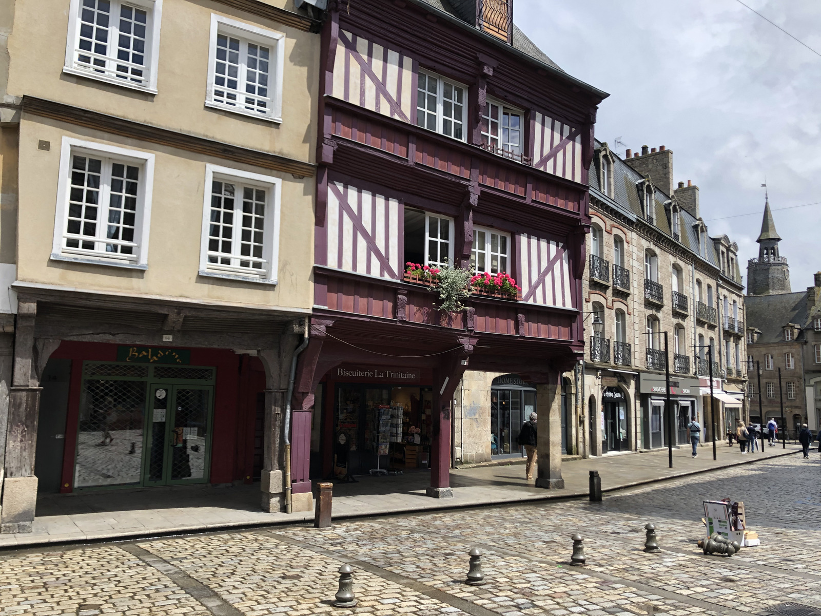 รูปถ่าย ฝรั่งเศส(France) ดีน็อง(Dinan) 2020-06 52