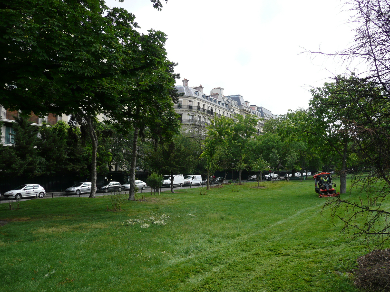 รูปถ่าย ฝรั่งเศส(France) ปารีส(Paris) ถนนฟอช(Avenue Foch) 2007-06 149