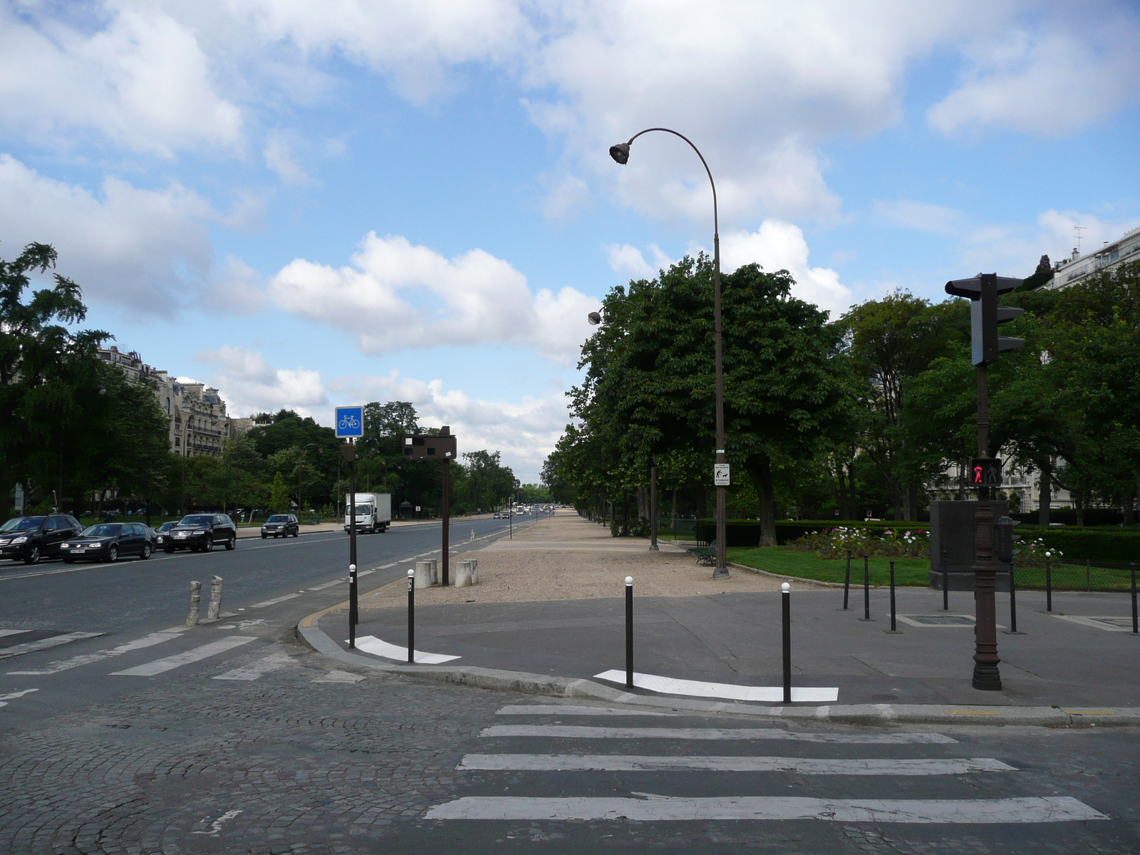 รูปถ่าย ฝรั่งเศส(France) ปารีส(Paris) ถนนฟอช(Avenue Foch) 2007-06 88