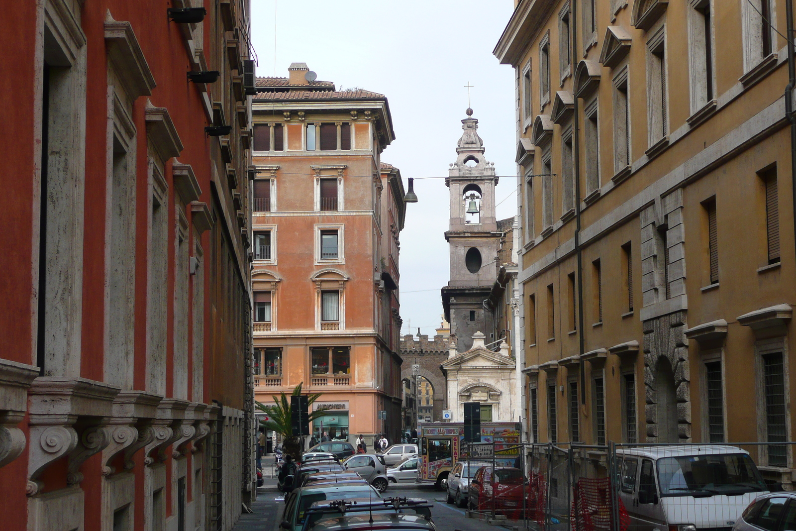 รูปถ่าย อิตาลี(Italy) โรม(Rome) ถนนบอร์โกซานโตสปีรีโต(Borgo Santo Spirito) 2007-11 15