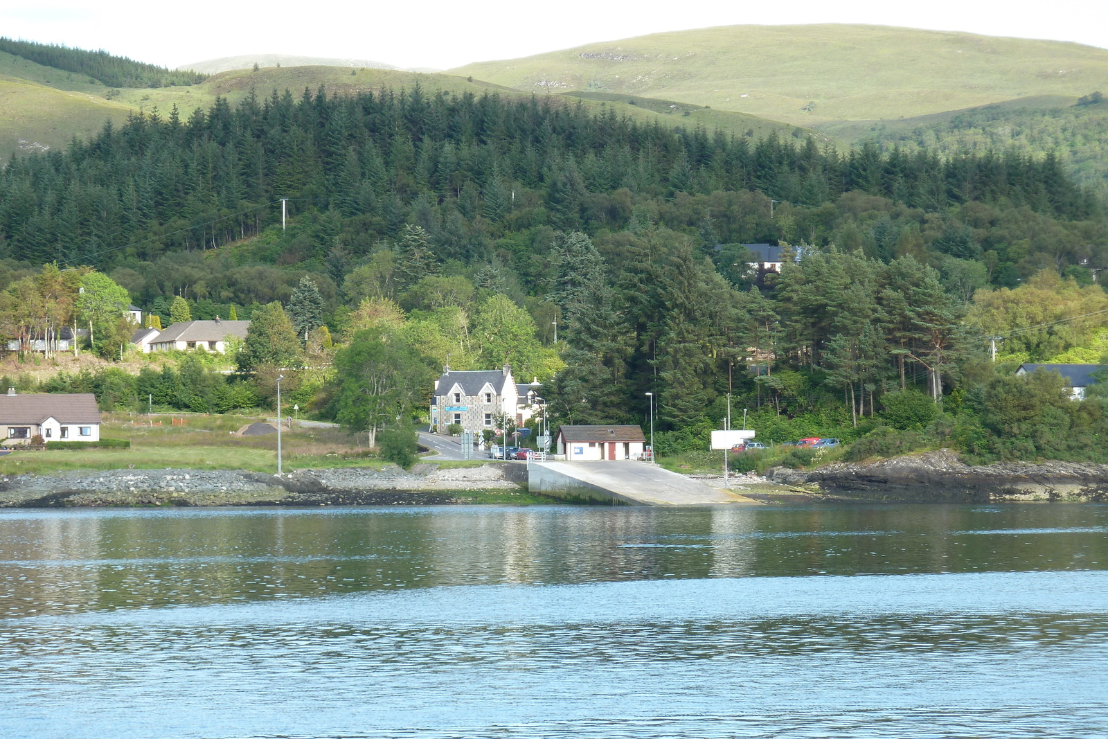 รูปถ่าย อังกฤษ(United Kingdom) สกอตแลนด์(Scotland) ทะเลสาบลอคลินนี(Loch Linnhe) 2011-07 16