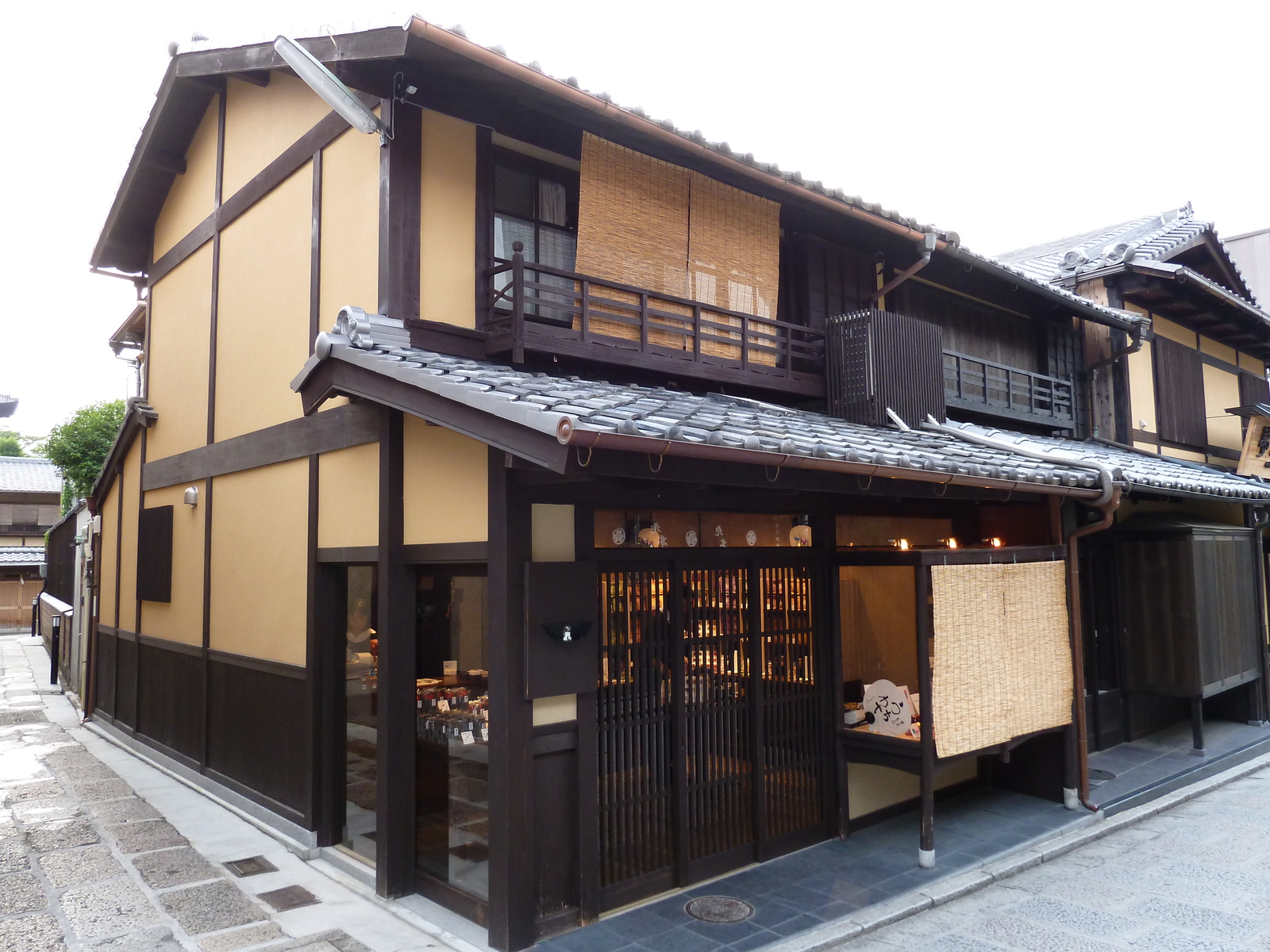 รูปถ่าย ญี่ปุ่น(Japan) เกียวโต(Kyoto) ถนนนิเน็นซากะ(Ninenzaka) 2010-06 60