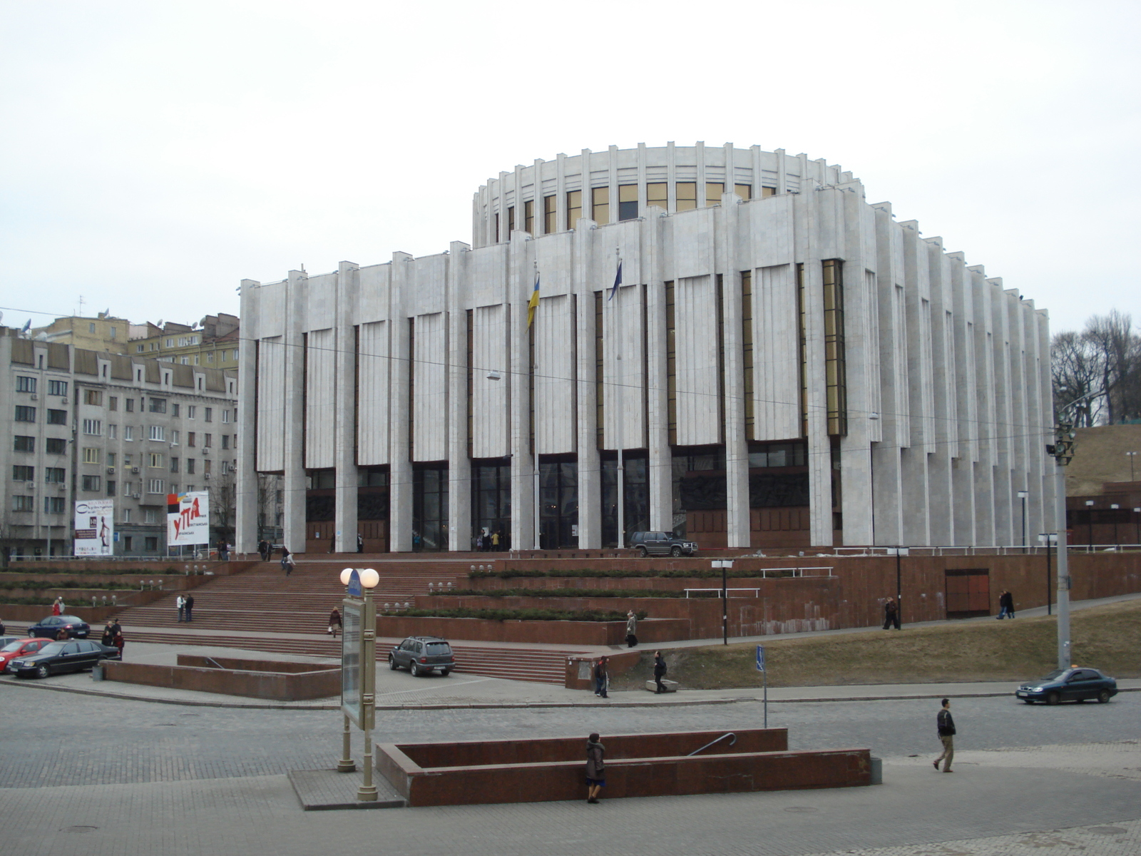 รูปถ่าย ยูเครน(Ukraine) เคียฟ(Kiev) ถนนเครชชาตือค(Kreschatyk Street) 2007-03 41