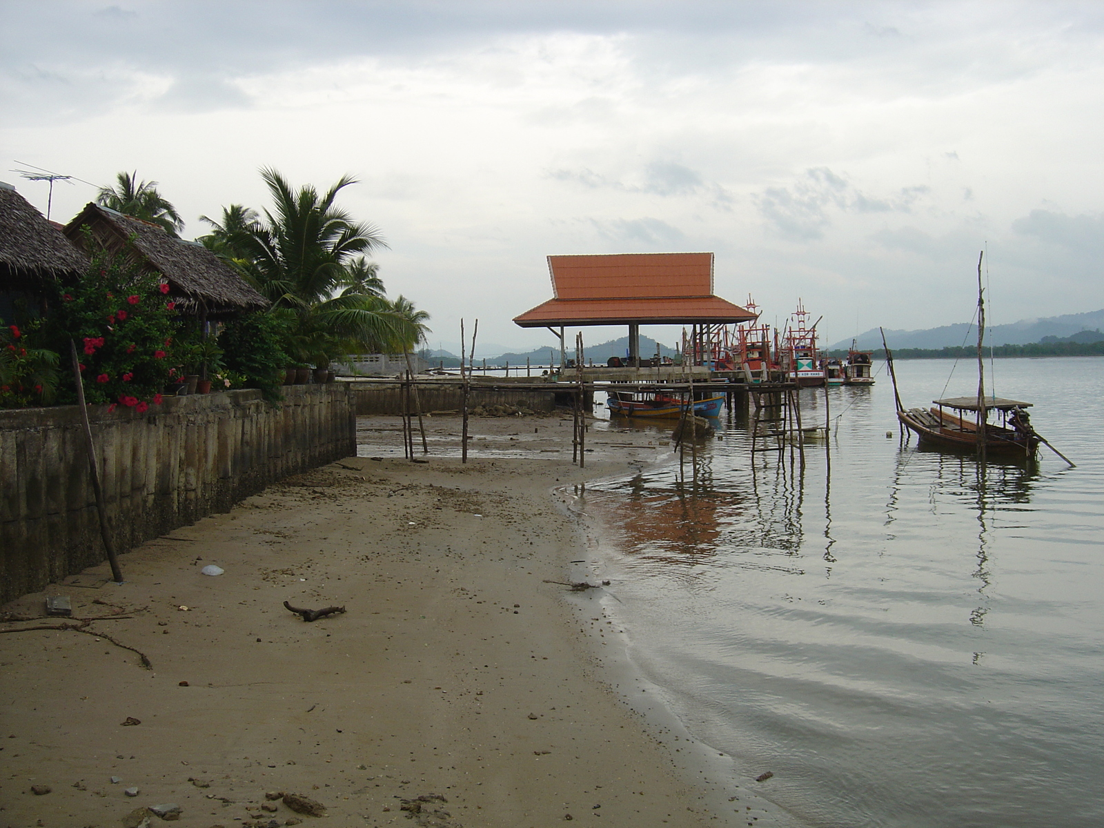 รูปถ่าย ไทย(Thailand) เกาะคอเขา(Koh Kho Khao Island) 2005-12 3
