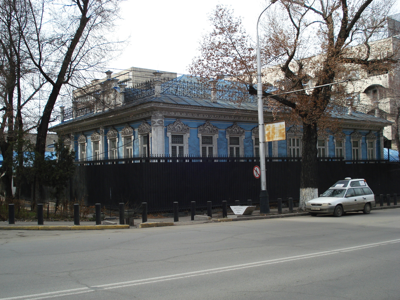 รูปถ่าย คาซัคสถาน(Kazakhstan) อัลมาตี(Almaty) 2007-03 25