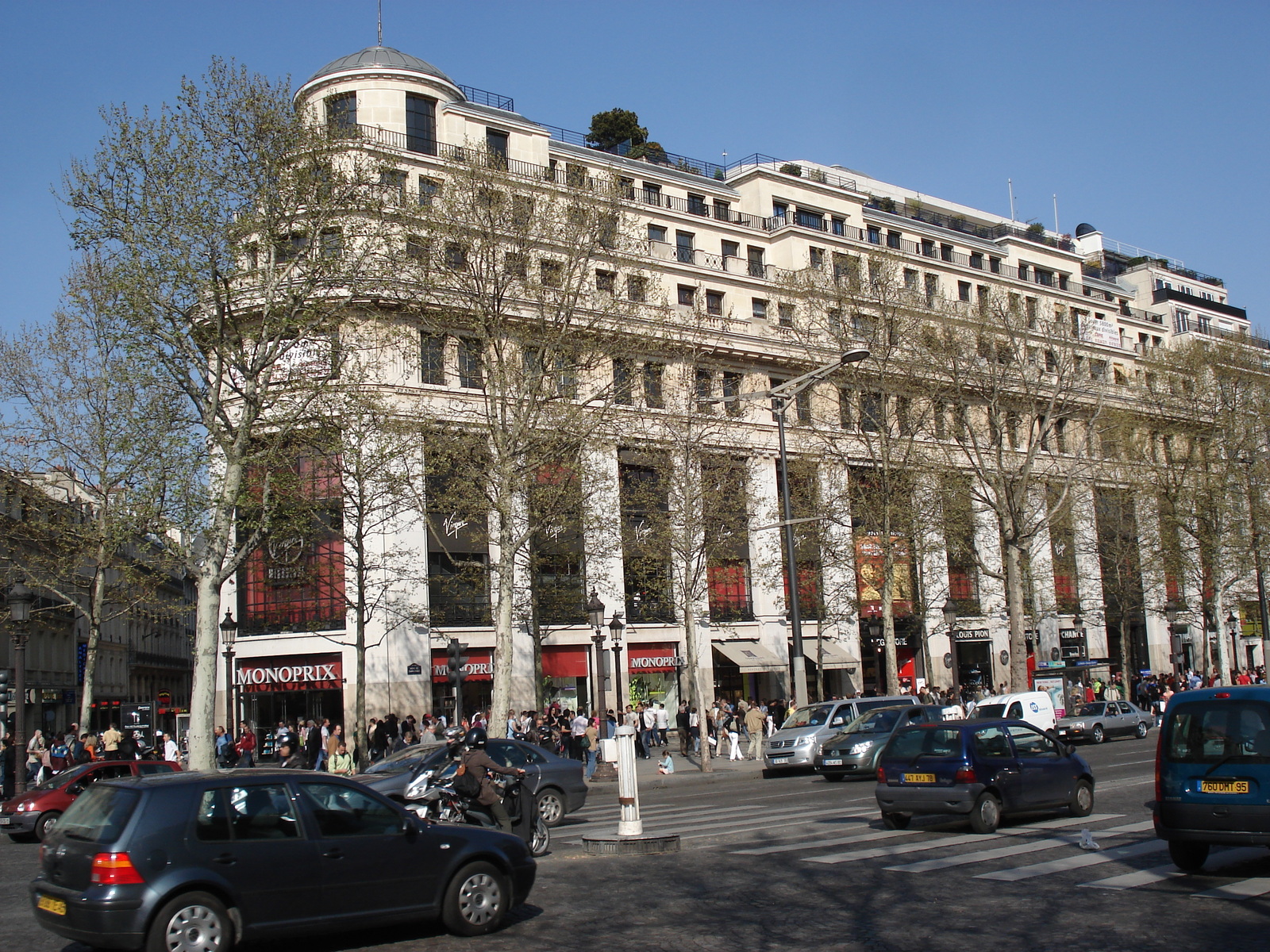 รูปถ่าย ฝรั่งเศส(France) ปารีส(Paris) ช็องเซลีเซ(Champs Elysees) 2006-04 6