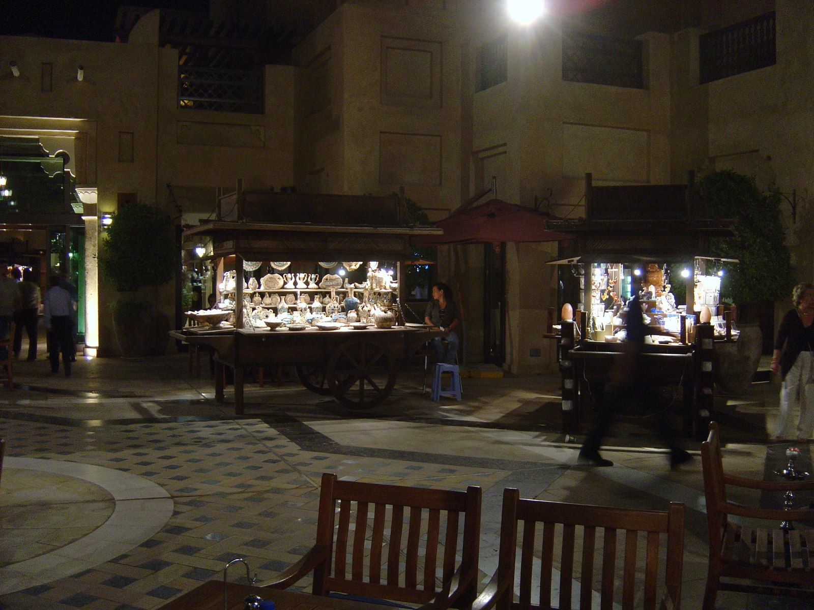 รูปถ่าย สหรัฐอาหรับเอมิเรตส์(United Arab Emirates) ดูไบ(Dubai) มะดีนัตจุมัยเราะห์(Medina Jumeirah) 2005-11 2