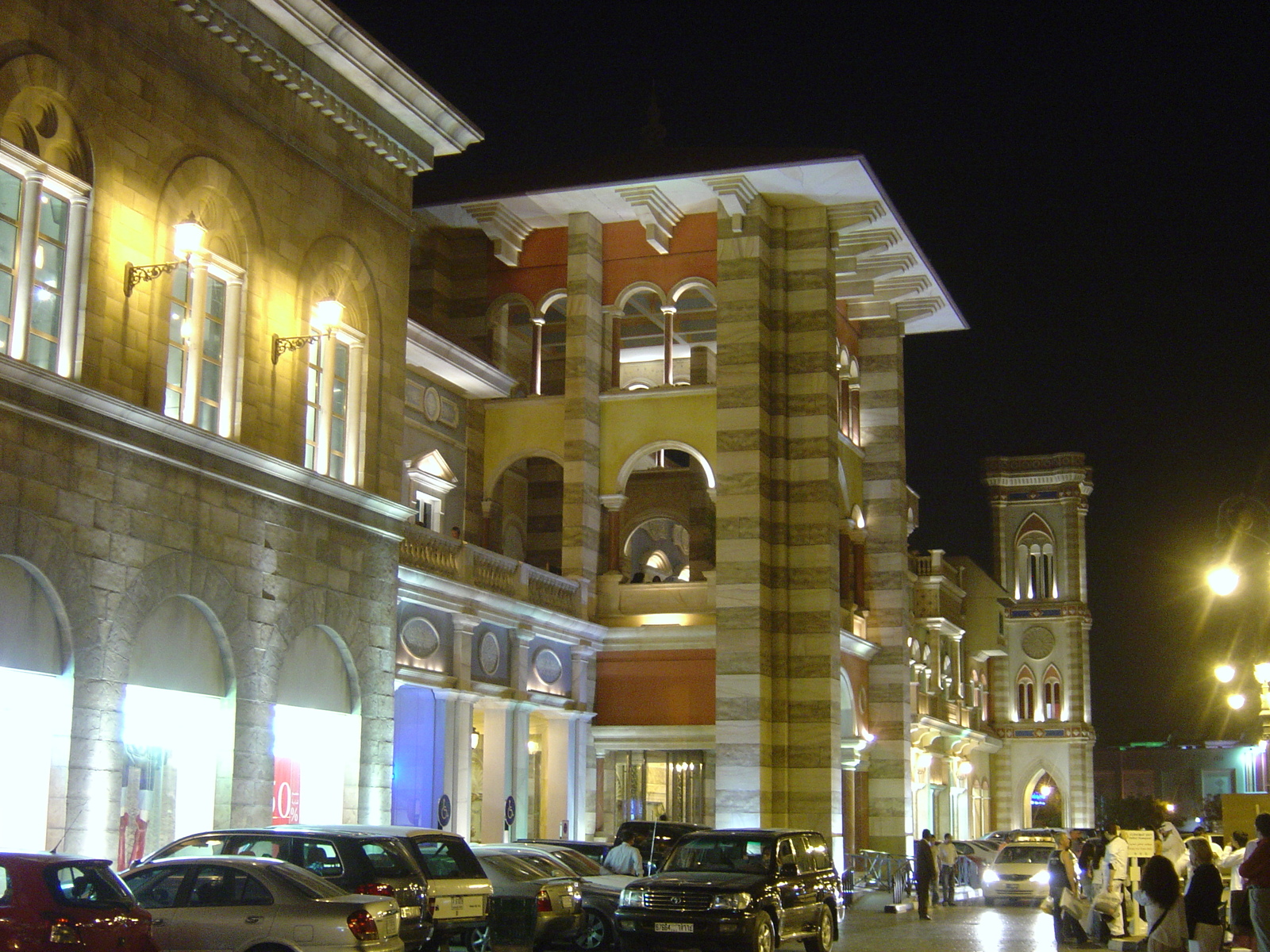 รูปถ่าย สหรัฐอาหรับเอมิเรตส์(United Arab Emirates) ดูไบ(Dubai) ห้างเมอร์กาโต(Mercato shopping mall) 2005-11 8
